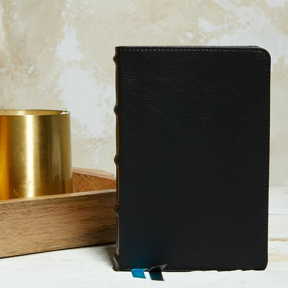 その他 Holy Bible: New King James Version Compact UltraSlim Black Hardcover Amazon | Holy Bible: New King James Version, Black